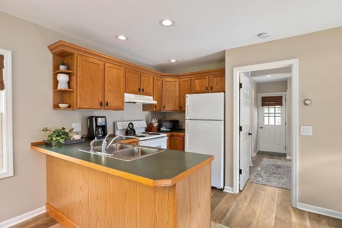 2Min Walk Downtown-Pet Friendly-Offstreet Parking Villa Saugatuck Eksteriør billede