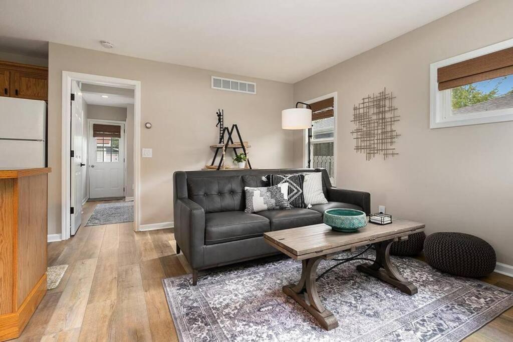 2Min Walk Downtown-Pet Friendly-Offstreet Parking Villa Saugatuck Eksteriør billede